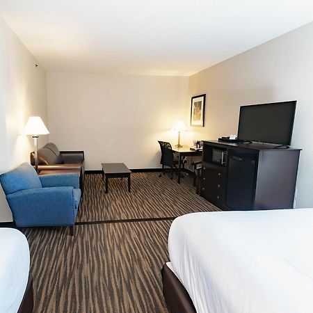 Cobblestone Inn & Suites メリービルメリービル  エクステリア 写真