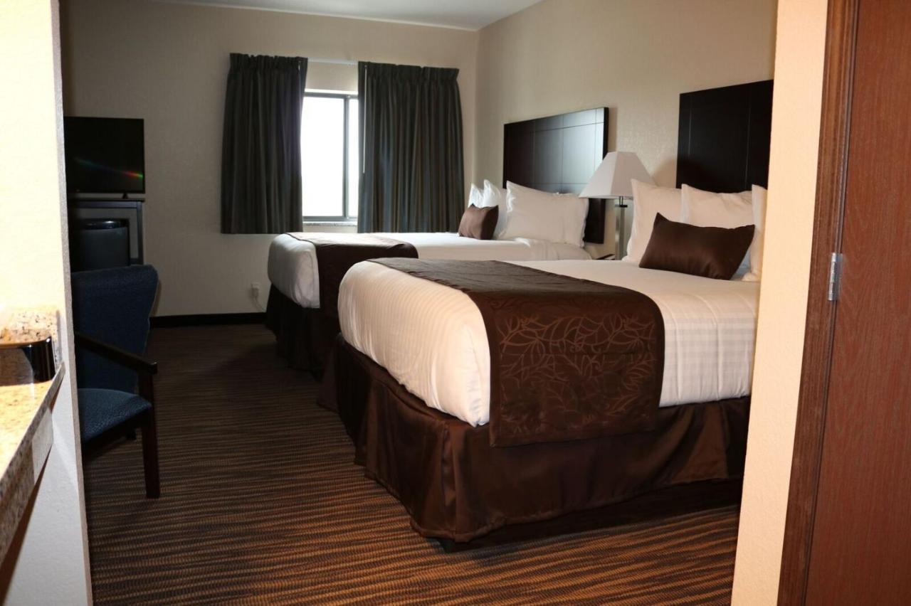 Cobblestone Inn & Suites メリービルメリービル  エクステリア 写真