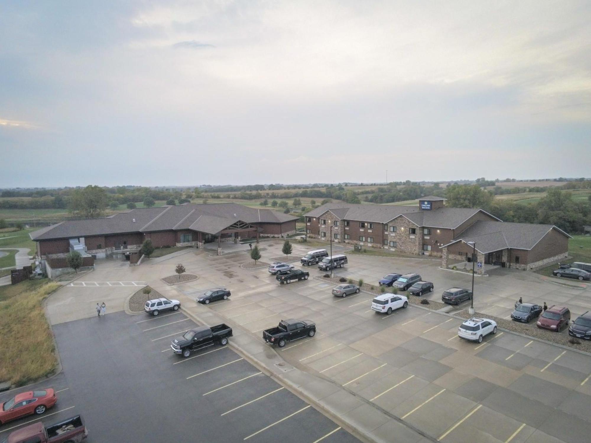 Cobblestone Inn & Suites メリービルメリービル  エクステリア 写真