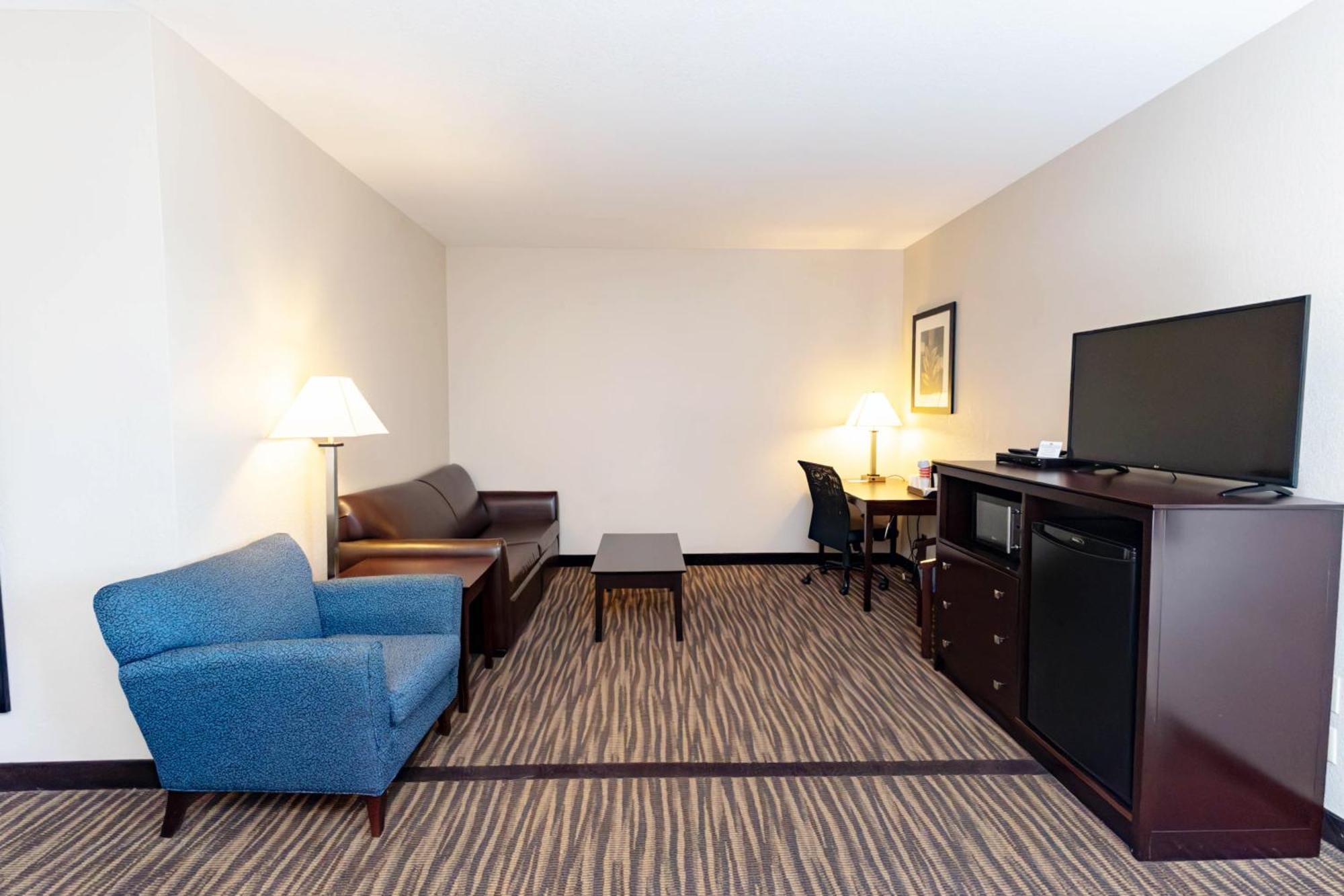 Cobblestone Inn & Suites メリービルメリービル  エクステリア 写真