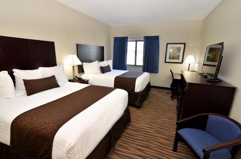 Cobblestone Inn & Suites メリービルメリービル  エクステリア 写真