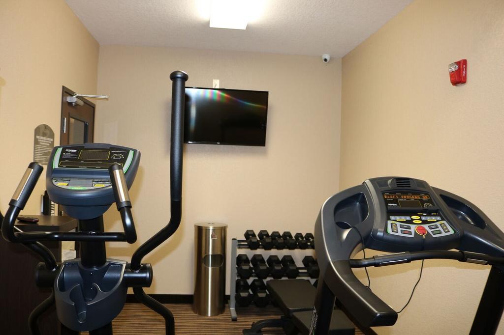Cobblestone Inn & Suites メリービルメリービル  エクステリア 写真
