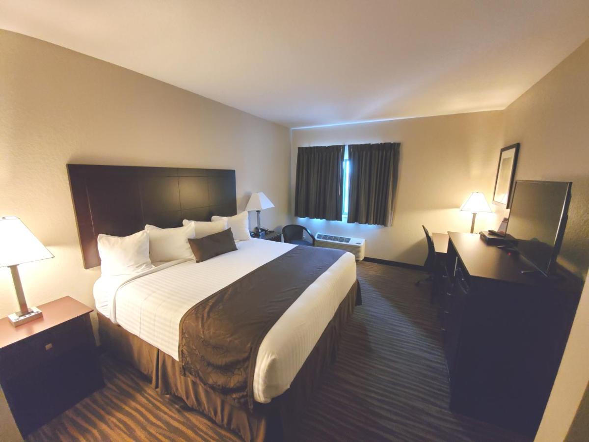 Cobblestone Inn & Suites メリービルメリービル  エクステリア 写真